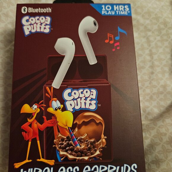 Ear buds brand new in box - Picture 1 of 1